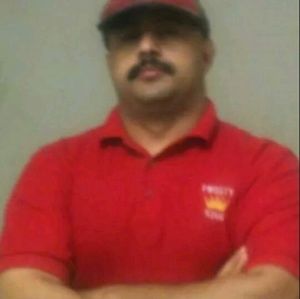 Meet your Posher, Mmustafa